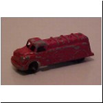 Tucker Box Tanker with black plastic wheels (photo by Pier Van Netten)
